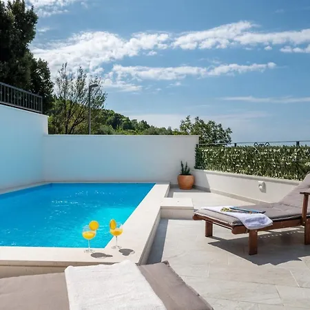 Vila Holiday House With Pool, Close To The Botnical Garden *