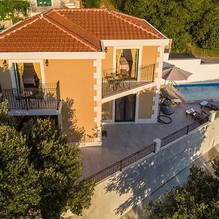 Holiday House With Pool, Close To The Botnical Garden 빌라 *