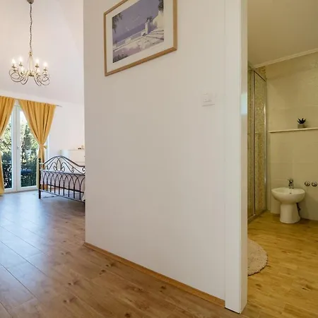 Holiday House With Pool, Close To The Botnical Garden 빌라 *